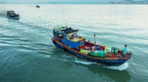 中国、台湾の漁船を違法操業したとして拿捕　双方の当局船が一時にらみ合い