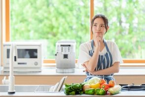 団地暮らし、やぼったい天井がパッと華やぐコツ2つ