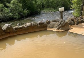 川の流れと豊かな緑を望み、絶景にひたるツウのお湯　北海道の「見市温泉旅館」　ニッポン楽旅事典