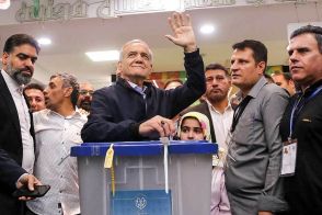 イラン大統領選　過半数なく決選投票へ　改革派が首位の波乱　斉藤貢