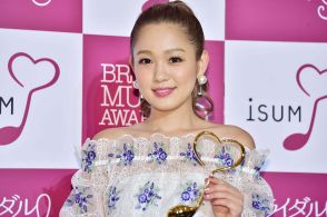 西野カナ、5年ぶり新曲に反響「歌姫が帰ってきた」「懐かしさもあるけど進化してる」【EYES ON YOU】