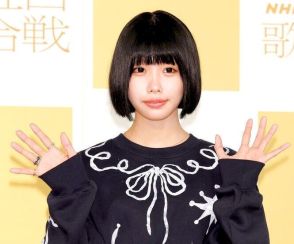 「ああああのちゃん！？」“激変”した姿にネット震える「眼力ｗ」「顔の圧すごい」「女優向いてる」