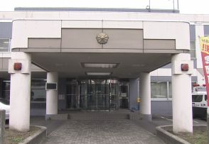 「相手が先に手を出した」兄弟ら男3人が面識ない会社役員の男性（47）の顔面など拳で殴る… 男性は顔面はれる軽傷 北海道・苫小牧市の飲食店街「北栄屋台村 かたる横丁」