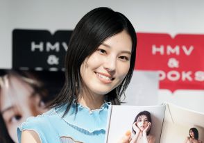 ＜相楽伊織＞元乃木坂46美女　“史上最大露出”初写真集は「100点と言い切れます」　水着、ランジェリーに