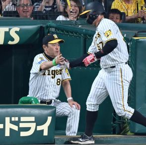 劇的サヨナラ勝ちの阪神・岡田監督　度会の送球それた最後の場面に「いいボールやったらアウトやったろうけどね」