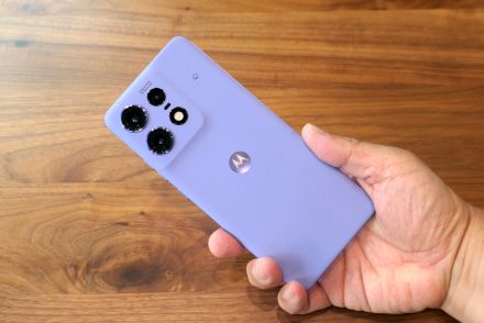 125W急速充電により約19分で充電完了！高性能スマホ「motorola edge 50 pro」