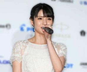 ＜道重さゆみ＞「反則やわー！」　“舌ペロ”写真公開にファン大興奮　「セクシー」「超かわいい！！」