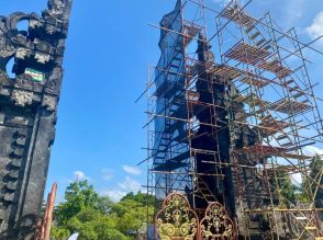 バリ島バジュラサンディバリ人民闘争記念碑が大規模洗浄
