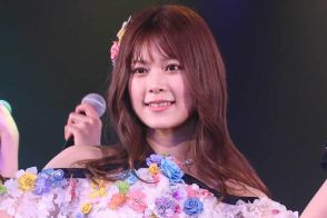 元AKB48キャスター、まさかの“ミス”に驚きの声「まじで？w」「新手のファッションかと」