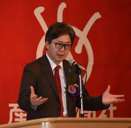 戦争抑止へ「議論の輪広めよ」　江崎道朗氏が全国縦断「正論」洲本講演会で訴え