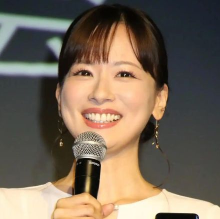 ＜皆藤愛子＞40歳の浴衣美人！　「女神が舞い降りた」「透明感があって癒やされる」の声