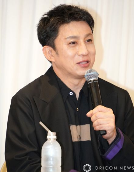 松本幸四郎、京極夏彦からのべた褒めに照れ「僕はすごい人なんだな」