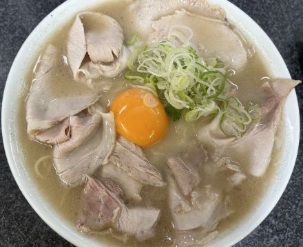 「佐賀の豚骨ラーメン店」人気ランキング！　第2位は「らーめん もとむら」、1位は？【2024年7月9日時点の評価／ラーメンデータベース】