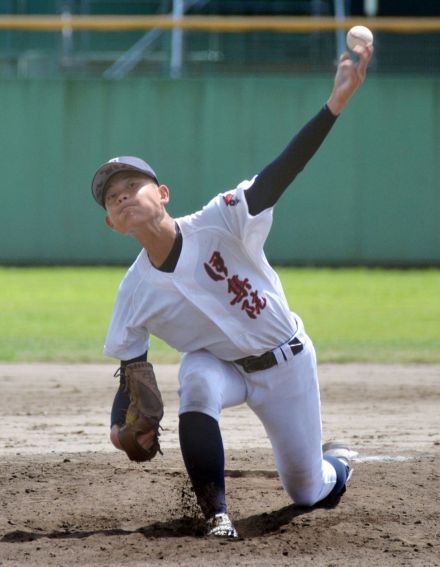 伊集院の左腕エース16K完封　県選抜で「一番小さかった」悔しさバネに「父越え」目指す【高校野球鹿児島大会】