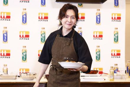 人気料理研究家のリュウジさん、特製から揚げを実演「俺、料理うまいな」