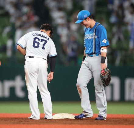 マルティネスは見ていた！　西武・野村大がベース踏み忘れでアウトに　「いつも踏んだか見ている」