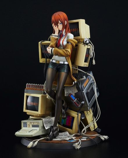 『シュタゲ』牧瀬紅莉栖のフィギュアが再販決定！　レトロPCやガジェットに囲まれた「ラボ」の空気感