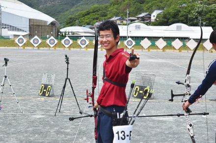 【山口県】アーチェリーで全国へ　聖光高3年の小川選手