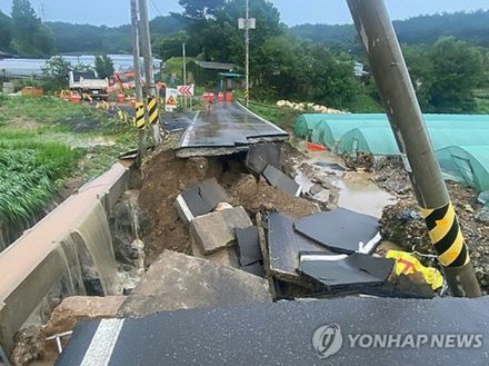 大雨で4人死亡・1人行方不明　公共施設391か所が被害＝韓国