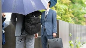 梅雨に目立つ清潔感のない格好！「服がダサい人」と「そうでない人」の決定的な違い