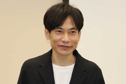 板倉俊之、小説執筆も「時給463円」　費やした時間は200時間…「食っていくって大変」