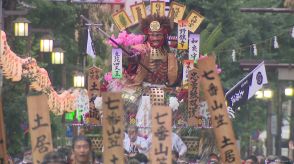 【博多祇園山笠】朝山笠　子供たち乗せ早朝の博多の街を駆け抜ける