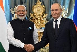 【なぜ、インド・モディ首相はモスクワを訪問したのか？】ロシアから離れるためにロシアの協力が必要…微妙なかじ取り