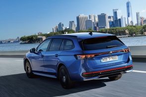 新型はワゴンのみ、VW『パサート』は安全性能も進化、ユーロNCAPで最高評価の5つ星