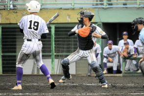 左投げ捕手が好送球　夢野台・城戸捕手「不便だが、良いところも」