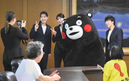 「熊本にプレーで恩返しを」　パリ五輪バドミントン代表の山口選手ら再春館勢3人　県庁訪れて抱負