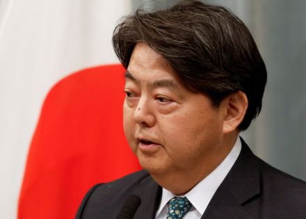 為替介入の有無についてコメント控える、市場の動向注視＝官房長官