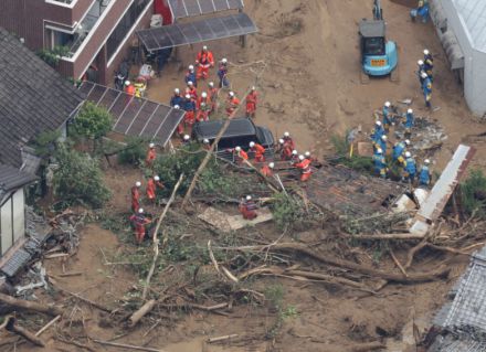 「近所の家が跡形もなく」　松山の住宅街で土砂崩れ、女性の悲鳴も