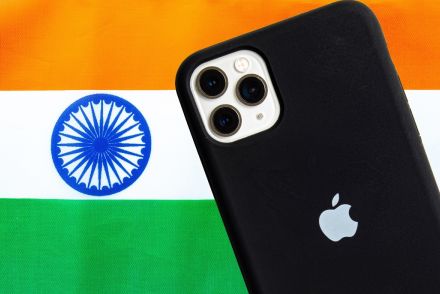 アップルが中国から手を引く理由... iPhone製造の中心はインドへ？