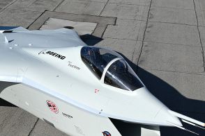 「アゴがシャクレてる！」ステルス試作機 X-32復元終わって一般公開へ F-35より優秀でも不採用ナゼ？