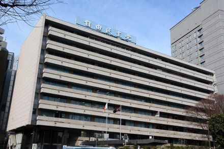 止まらない内閣支持率下落、党支持率を下回る　防衛省不祥事も痛手、身内からも「外交より内政を」