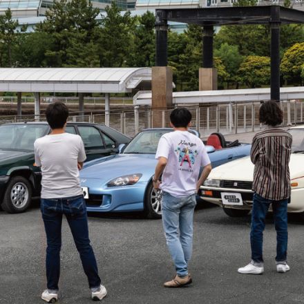 クルマが好きでたまらない！ 「シトロエンBX」「ホンダS2000」「いすゞピアッツァ」20代若者たちを虜にするヤングタイマーと都市で暮らす。