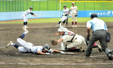 伝統の背番号「1」背負いベストピッチ　熊本・済々黌の久保田投手