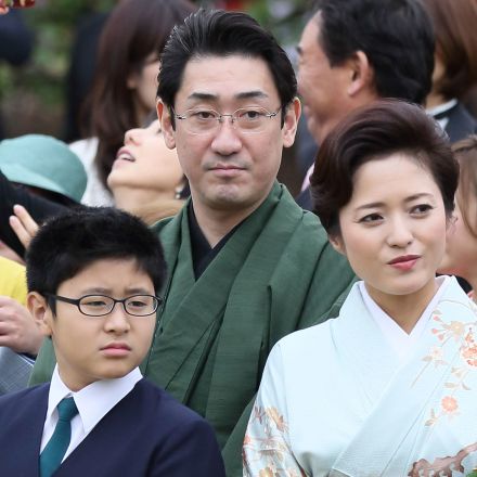 「別れないことが制裁」中村芝翫・三田寛子夫妻　度重なる不倫報道に寄せられる「嫌悪感」と「妻の態度」への声