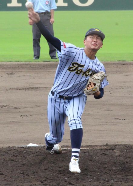 春夏連続甲子園目指す東海大福岡、２年連続８強　エース佐藤翔斗が今夏初先発で３失点完投／福岡