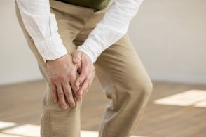 ひざの痛み＜変形性膝関節症＞9割は軟骨のすり減り　薬や手術に頼るべきか？専門医が解説