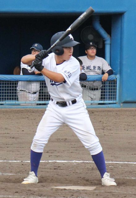 【高校野球】水戸三・永山が意地の創部初安打　４月に野球部創部は「デマかと（笑い）」