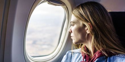 「飛行機に乗ると