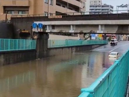 大雨の日のアンダーパスでの車水没事故、原因は業者の人手不足と判明　広島県海田町