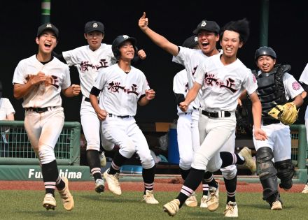 全国高校野球選手権／福島大会（第2日・1回戦）　磐城桜が丘大逆転　会津ザベリオ撃破　9回3点差はね返す