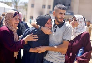 ガザ空爆で90人死亡　標的はハマス最高幹部、生死「確証ない」