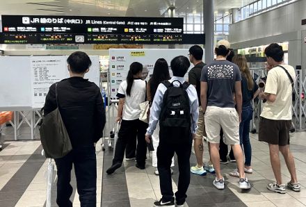 雨はやんでいるのにJRが動かないのはなぜ？　他の鉄道は運行しているのに・・・