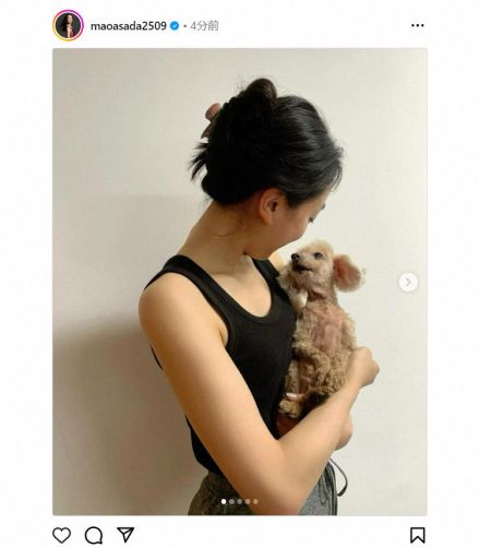 浅田真央さん、愛犬との2ショット披露　「エアロも真央ちゃんも可愛い」とファンほっこり