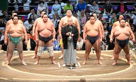 八角理事長が協会あいさつ「59回という長きにわたり開催できたことに感謝」会場万雷の拍手