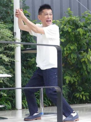 柳沢慎吾　ひとり甲子園で五輪代表を応援「金メダルを持って帰ってきて」