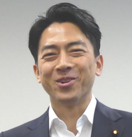 小泉進次郎氏、おにい孝太郎の誕生日に贈ったユーモアあるプレゼント明かす「これしかない」